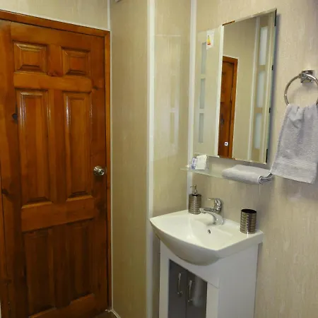 Center 3 Apartment *