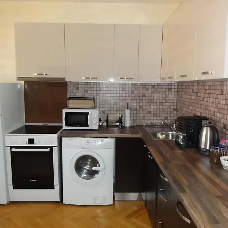 Center 3 * Sofia